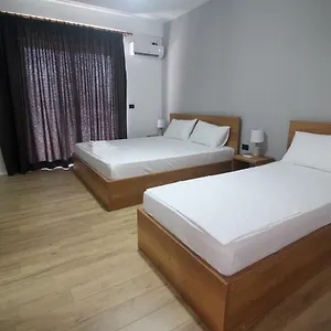 Hill's Sarandë